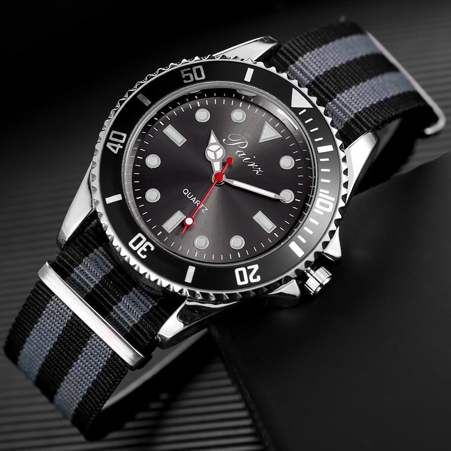 Часовник VE-11655 - Червен